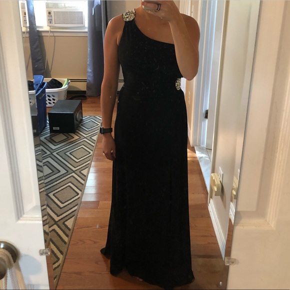 Black One Should Evening Dress - Picture 3 of 5